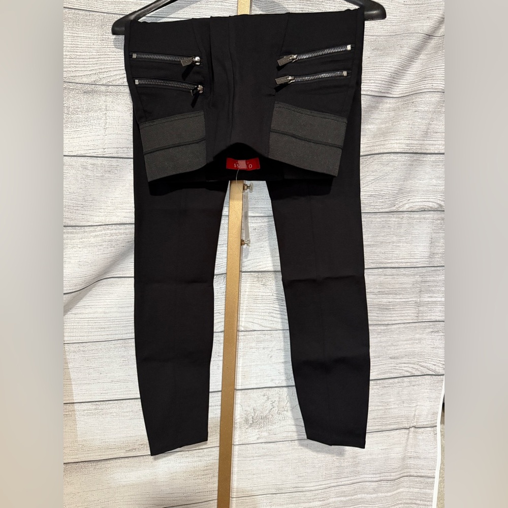 Guess black penny ponte pant size small